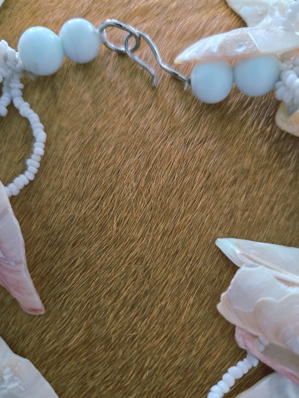 Vintage 1970's 9 Strand Puka Shell Statement Piece Necklace 28" - Picture 3 of 6